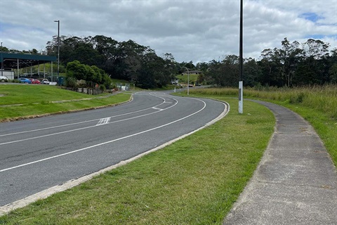 Tauroa Street before the roadworks. 