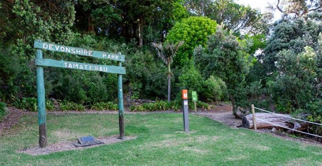 Signage for Devonshire Park at the start of the Tamaterau walkway. 