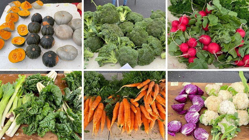 An image showing various packaging free vegetables and fruits. 