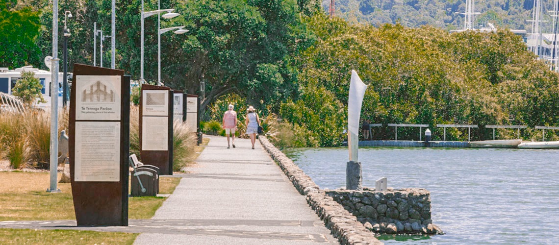 Photo of the Hatea loop, town basin. 